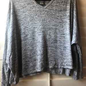 Crop fit work out casual sweater